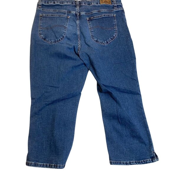 Lee Womens Jeans Size 14 Medium Blue Denim Straight Leg Cotton Blend Stretch - Picture 2 of 16